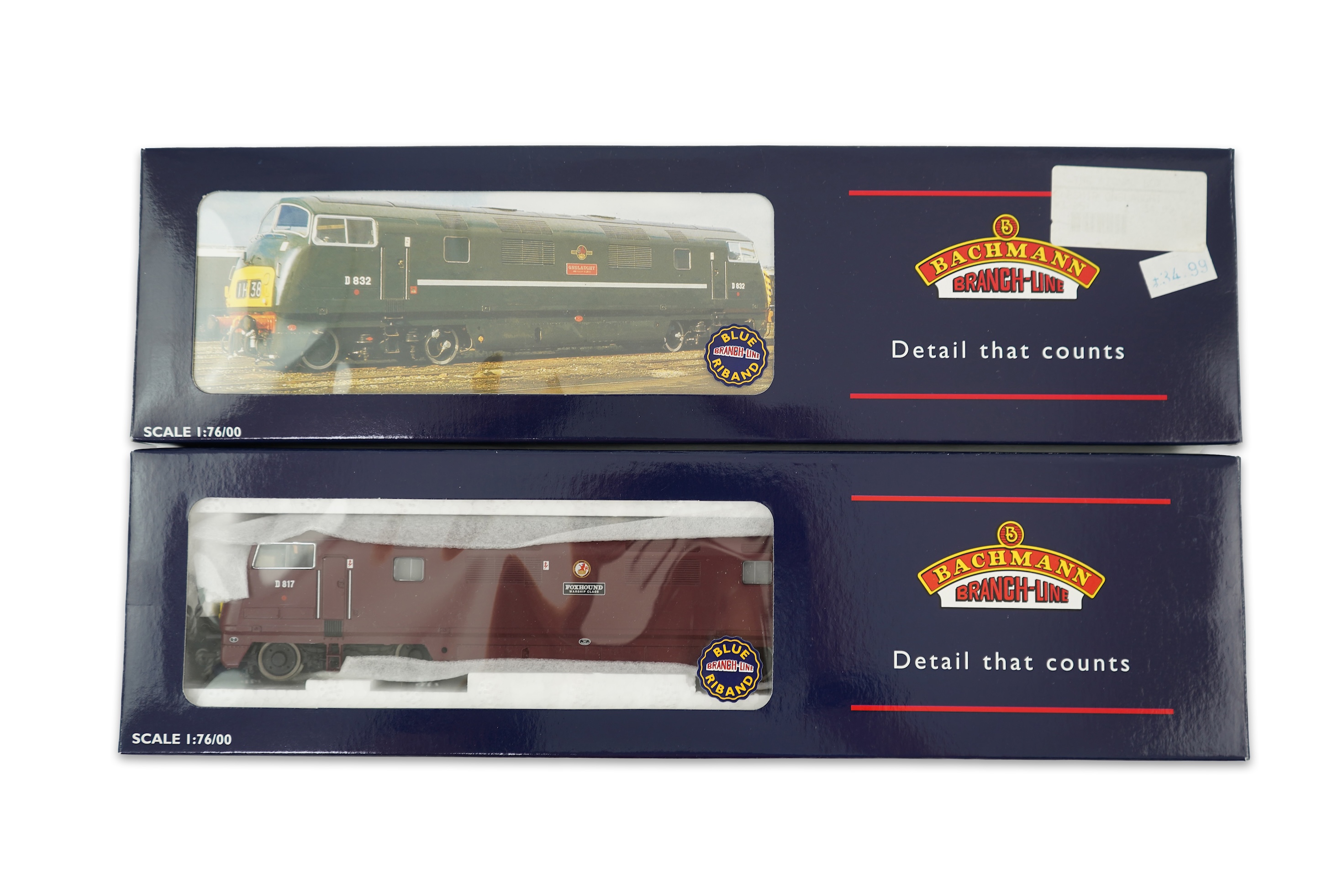 Two boxed Heljan 00 gauge railway BR Class 42 Bo-Bo Warship diesel-hydraulic locomotives; Foxhound D817 (32-050) and Onslaught D832 (32-051)